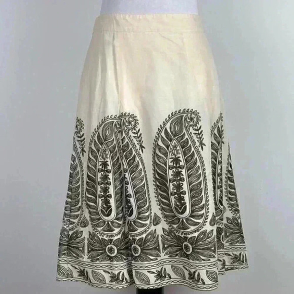 Ann Taylor skirt size 4 Paisley embroidered career - Picture 1 of 11